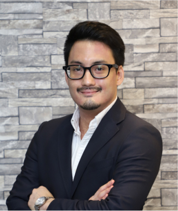 ihza legal consulting director image